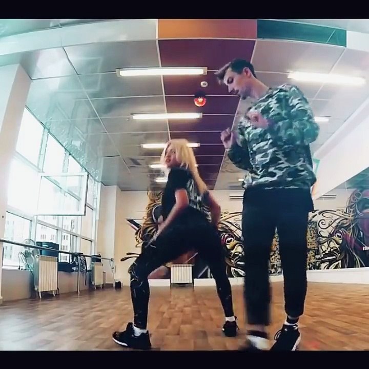 ❤Wow Hermosa Rusa Bailando Twerk ❤ Malyshka La Reyna Del Twerking
