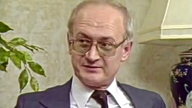 FASCINATING - KGB Defector Yuri Bezmenov reveals Russian Subversion Tactics - Full Interview