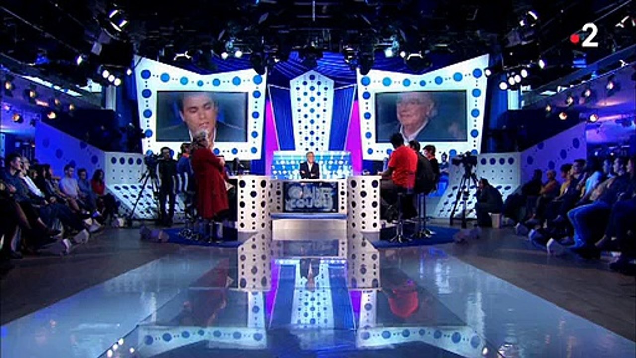 Charles Consigny attaque Alain Afflelou sur le prix de ses lunettes, "Il est pas si fou Afflelou" - Regardez