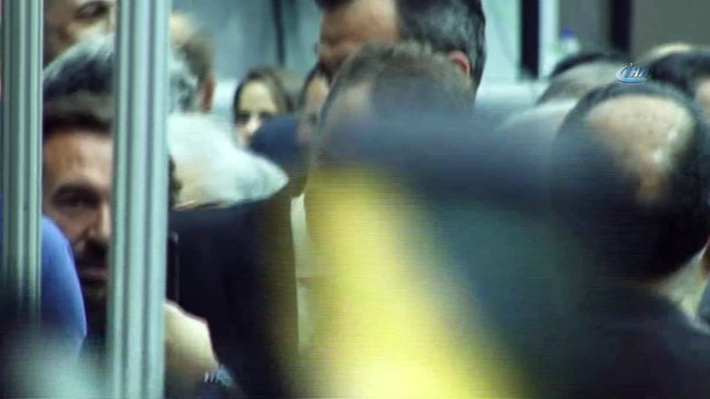 Başkan Fikret Orman oyunu kullandı