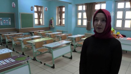 Tatilde çalışıp öğrencilerine yabancı dil sınıfları kurdular - BURSA