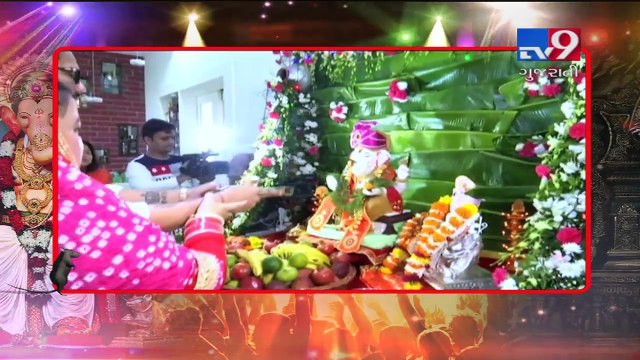 Stand up comedian Bharti welcomes Lord Ganesha home- Tv9 Gujarati