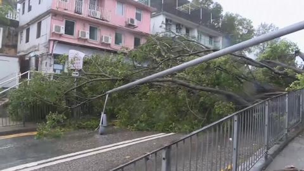 Super typhoon heads for Hong Kong, China after pummelling Philippines