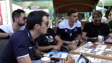 Les Bleus se détendent avant les Pays-Bas - Volley - ChM (H) - Vidéo dailymotion