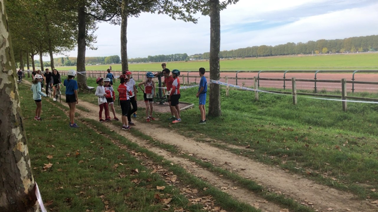 Une cinquantaine de jeunes au Triathlon 2018