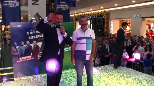 100 liralık çekiliş kuponuyla 300 bin liralık araba sahibi oldu