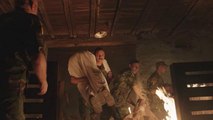 مسلسل نسر الصعيد – منصور القناوي يقتحم النيران من أجل إنقاذ الشيخ ياسين من الموت