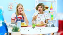 GUMMY FOOD vs REAL FOOD CHALLENGE - Bonbons ou Vraie Nourriture ?