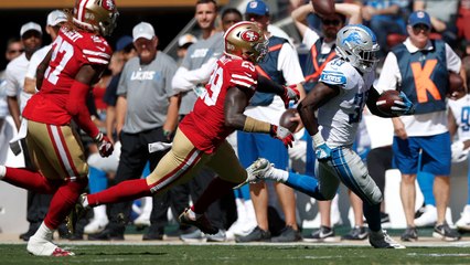 Kerryon Johnson surges down the sideline for 21 yards