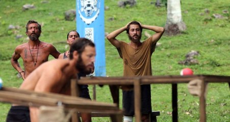 Télécharger la video: Survivor Yarışmacısı Yunus Günçe ile Işık Selin Kuyumcu Evlendi