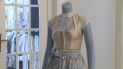 Que tal investir 43 mil euros em um Dirndl para a Oktoberfest?