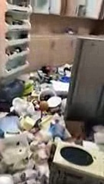 خادمة تحطم منزل العائلة الذي تعمل به