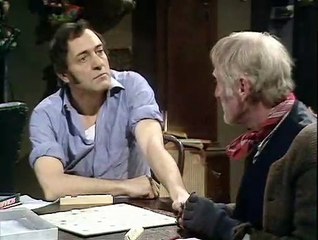 Steptoe and Son - S07 E01 - Men of Letters