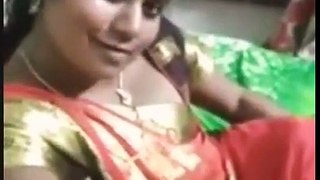 Tamil Girl Hot Dubsmash Showing Her Bdy