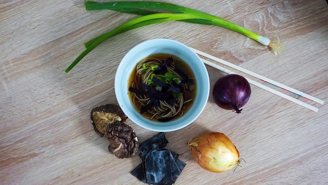 Mama's nudel rezept! | joon kim