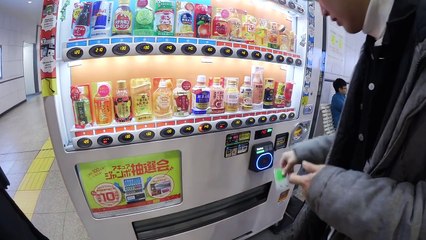 EAT ALL THE FOOD AT TOKYO DISNEY SEA   Vlogmas Day #22