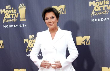 Скачать видео: Kris Jenner: Soziale Medien können depressiv machen