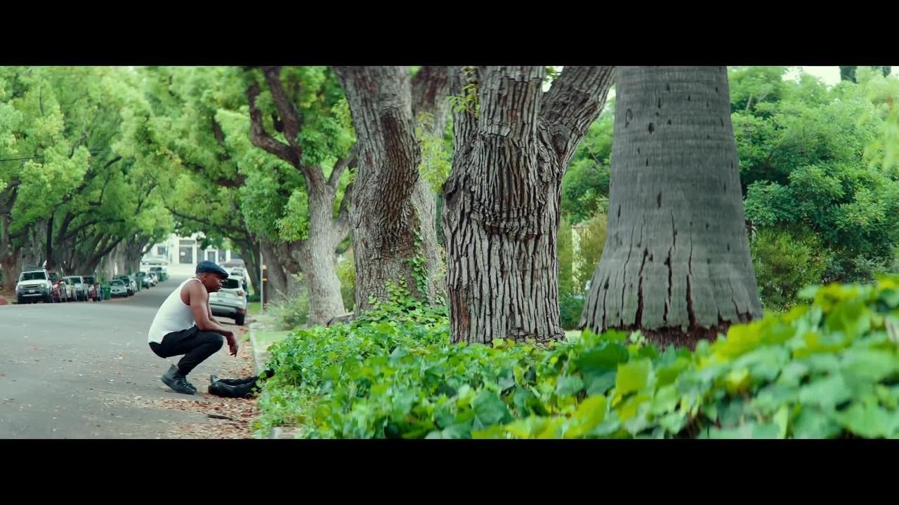 A Star Is Born - Clip A Way Out (Deutsche UT) HD