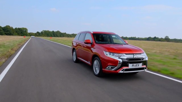 2019 Mitsubishi Outlander PHEV Driving video