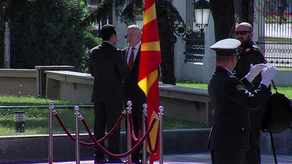 Mattis critica 'influência' russa na Macedônia