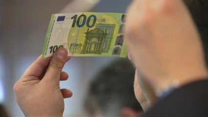 ECB's Mersch unveils new 100 and 200 euro banknotes