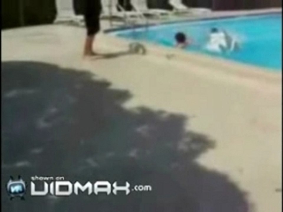 Idiot piscine