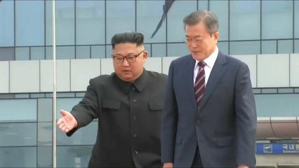 Download Video: Kim Jong Un welcomes South Korea's president to Pyongyang