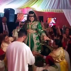 العرس_المغربي نشاط   بارك الله لهما وجمع بينهما في الخير عقباليكم يا لبنات