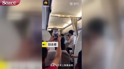 Hostese havada evlilik teklifi pahalıya patladı