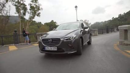 2018 Mazda CX-3 in Machine Grey Driving Video
