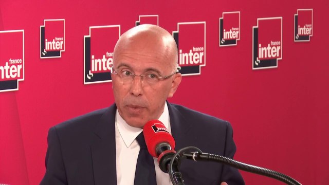 Eric Ciotti, sur les 8 milliards annoncés du Plan Pauvreté : Combattre la pauvreté, c'est combattre le chômage : il ne suffit pas de traverser la rue, hélas, pour trouver un emploi