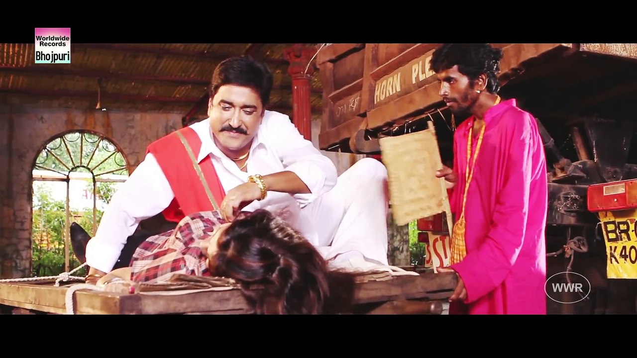 Pawan Jha Ne Bachayi Gunjan Pant Ki izzat - पवन झा ने बचायी गुंजन पंत की इज़्ज़त