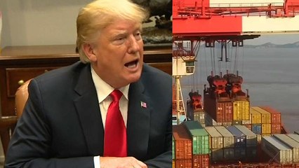 ترامب يصعّد حربه التجارية ضد الصين، ويستثني هاتف آيفون!