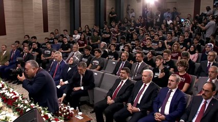 Cumhurbaşkanı Erdoğan: 'Türkiye'nin güçlü ve müreffeh geleceğine damgasını vuracak gençler okullarımızın sıralarından çıkacaktır' - İSTANBUL