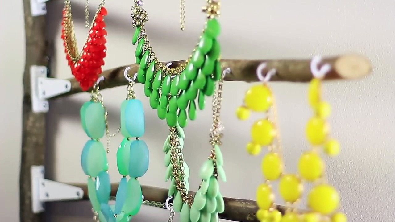 HOW TO  DIY a Necklace Organizer