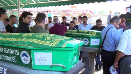 Sevenleri genç futbolcuyu son yolculuğunda yalnız bırakmadı