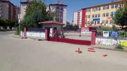 Zabıtalar okul servislerini denetliyor