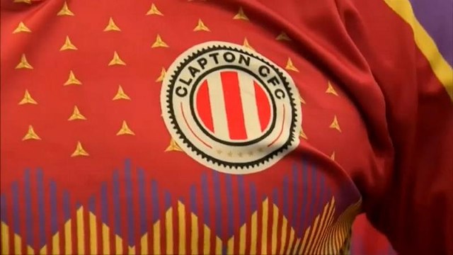 Un equipo de fútbol inglés homenajea con su camiseta a las Brigadas Internacionales y a la República