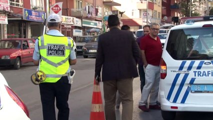 MHP eski milletvekili Özcan Yeniçeri’ye araba çarptı