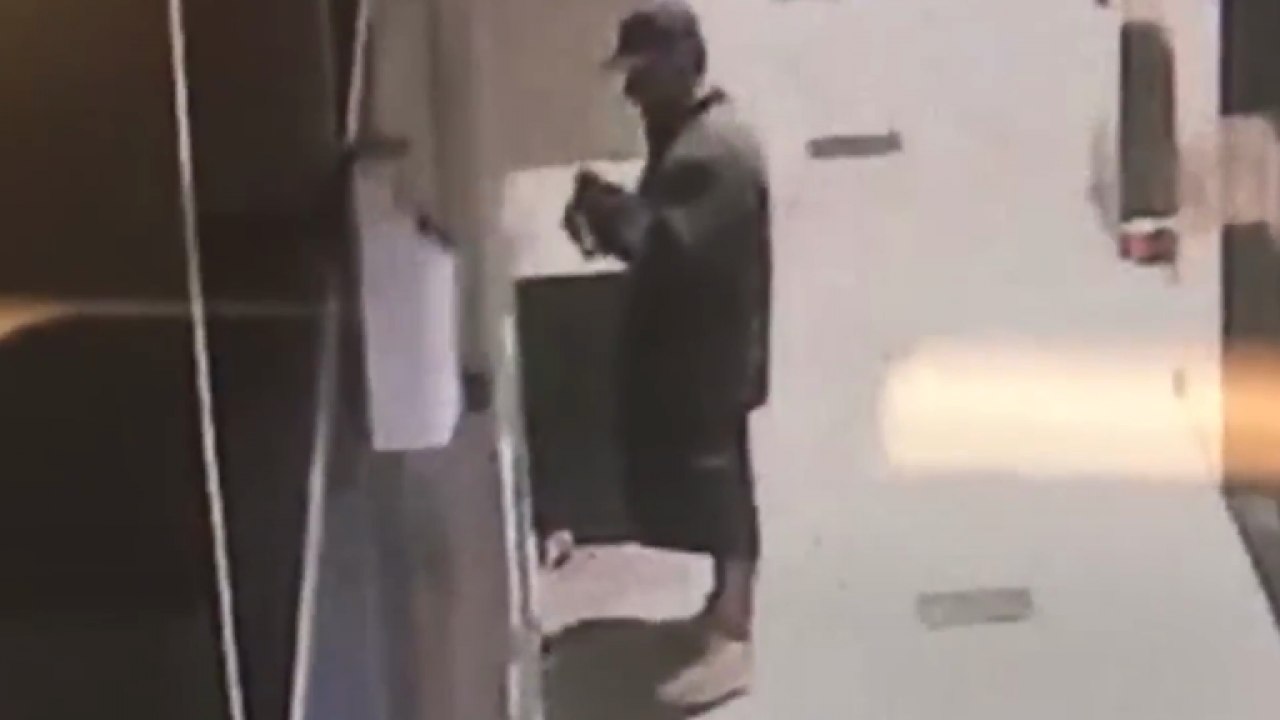 Los Angeles Man On The Run After Beating 3 Homeless Men With A Baseball Bat