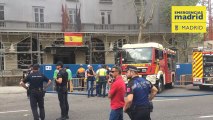 Los servicios de emergencias de Madrid trabajan tras el derrumbe de un forjado en el hotel Ritz