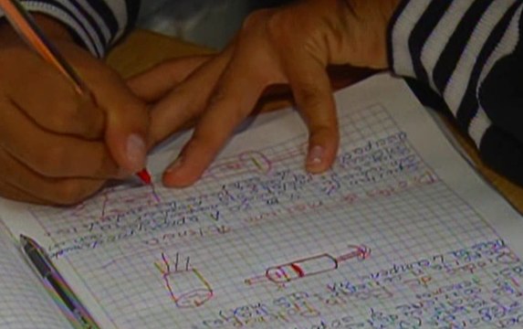 Madre espera la sentencia de un profesor que habría abusado sexualmente de su hijo