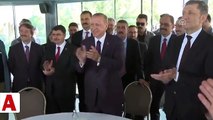 Cumhurbaşkanı Erdoğan şarkıya eşlik etti