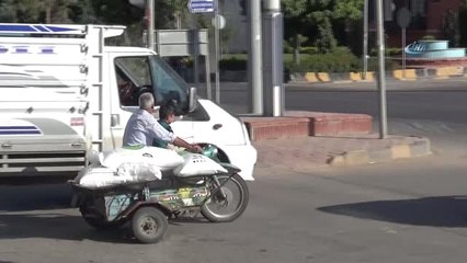 Kilis'te Motosikletlilerin Tehlikeli Yolculuğu Kamerada