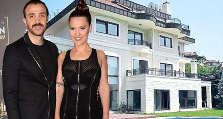 Demet Akalın, Okan Kurt'la Yaşadığı Villasından Taşınıyor