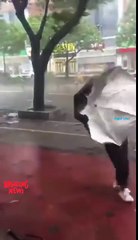 അമേരിക്കയിൽ കൊടുങ്കാറ്റ് ആഞ്ഞടിക്കുന്ന ഭീകര കാഴ്ച.. 