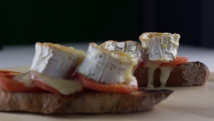 Tostada de queso de cabra
