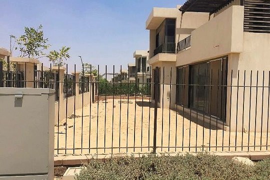 فيلا مستقلة فى الاجريا للبيع