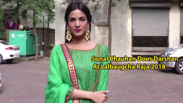 Ganesh Utsav 2018 Sonal Chauhan seeks blessings of Lalbaugcha Raja