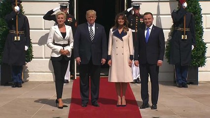 Állandó amerikai katonai bázist kért Lengyelország